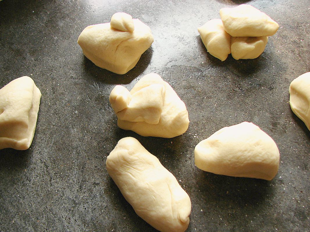 Delectably Mine Soft Garlic Knots