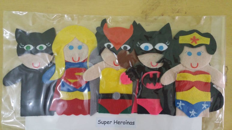 SUPER HEROÍNAS