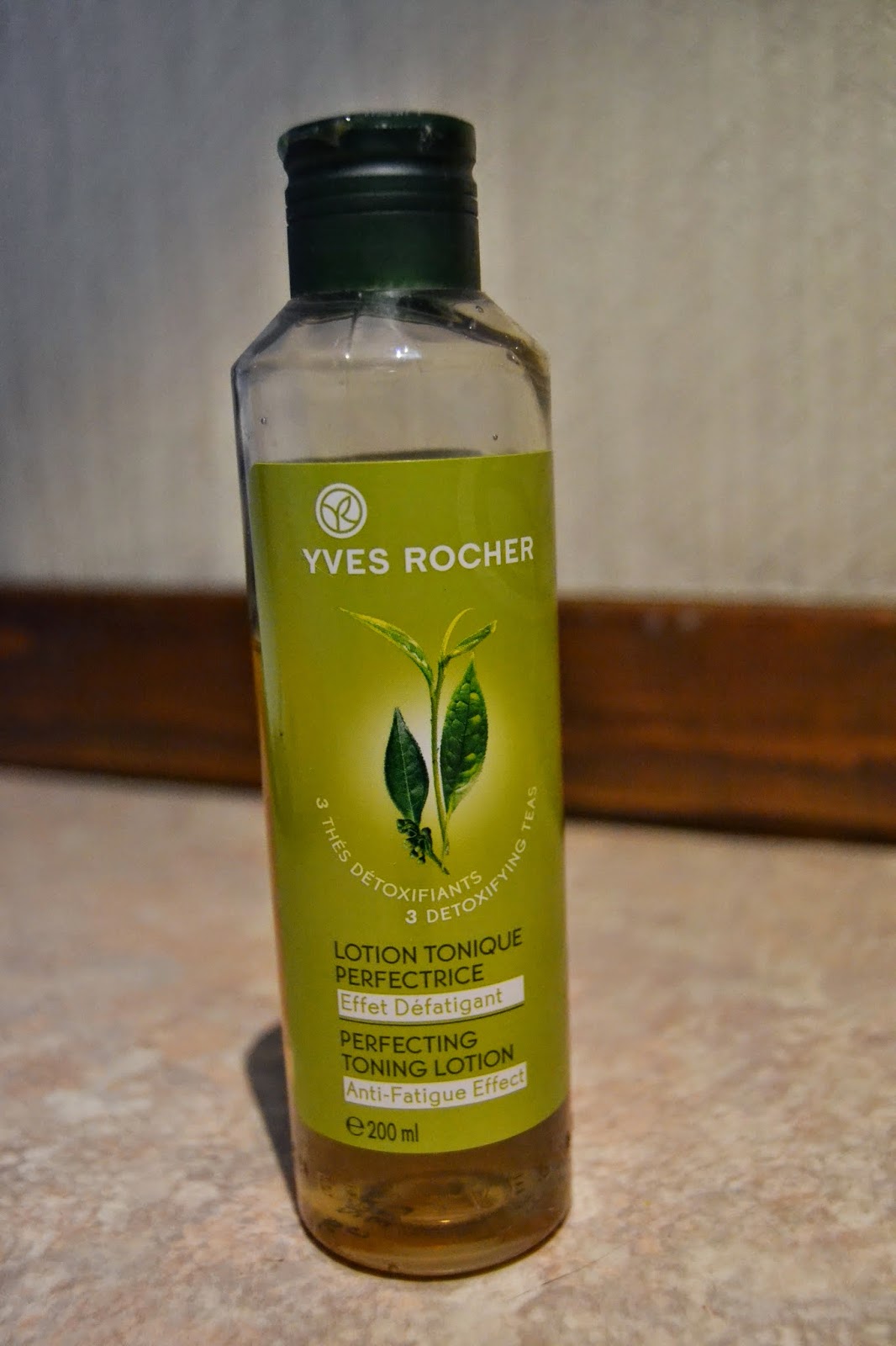 Test de la lotion tonique perfectrice au 3 thés détoxifiants d'Yves