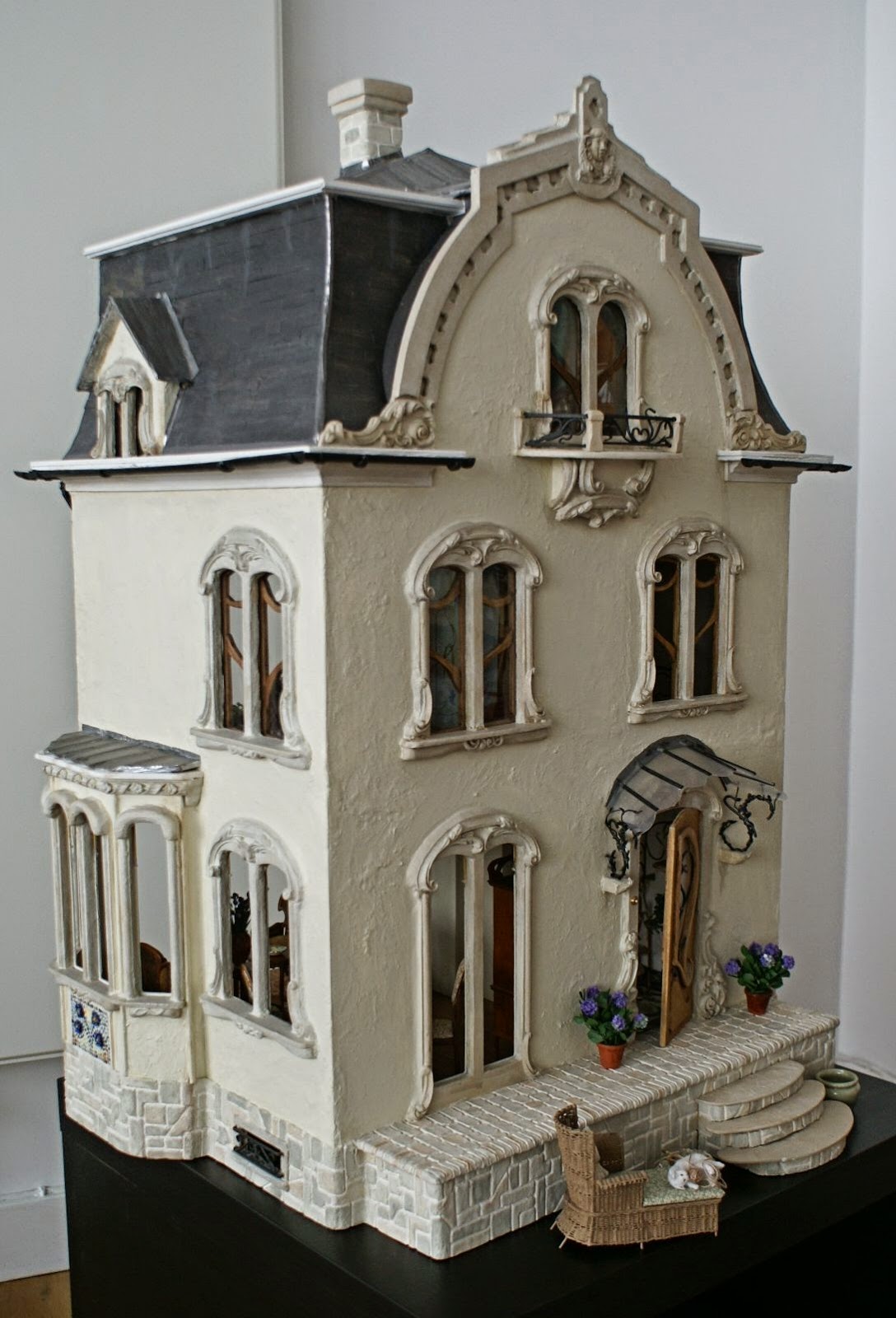 petit home dollhouse