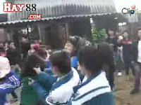 Clip: đánh nhau tập thể lần 2 - nữ sinh Hà Tĩnh | hay88.com