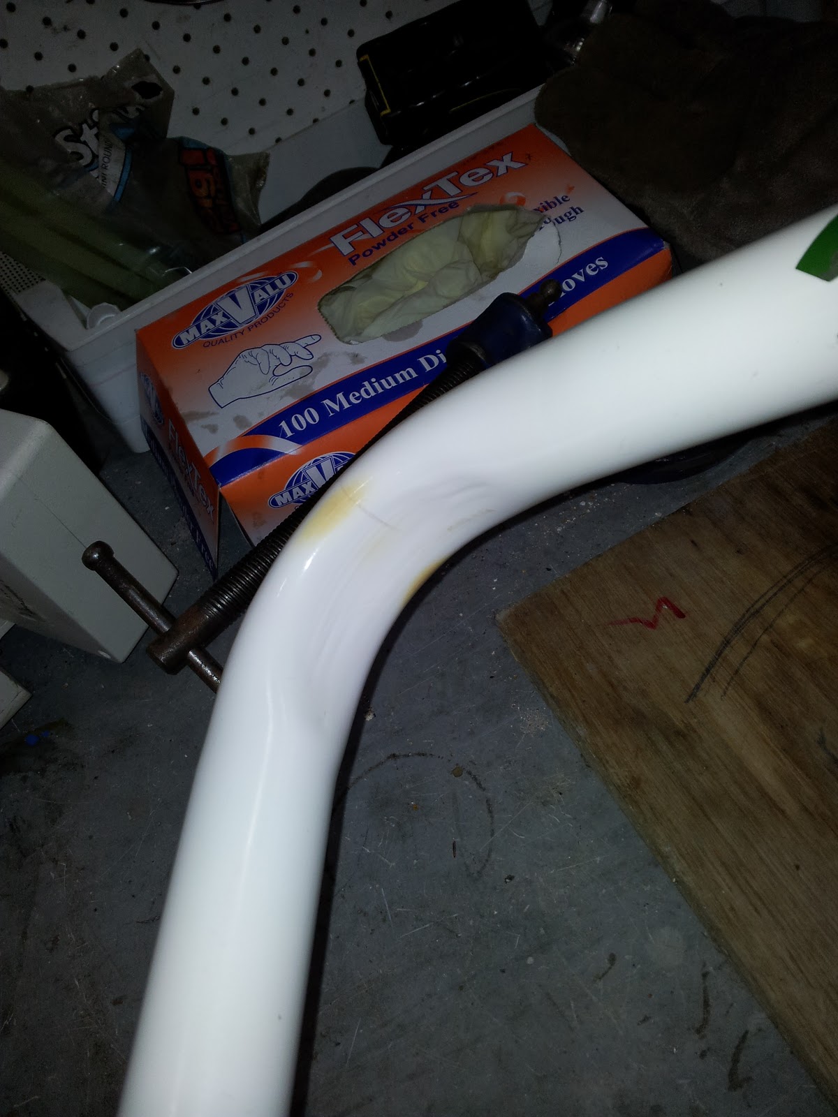 HD3D002 Furniture Design Semester 2 2012 John Nguyen 9509461