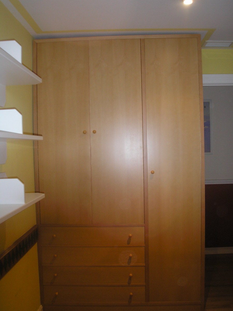 Armario de dormitorio juvenil a medida - Muebles Cansado (Zaragoza