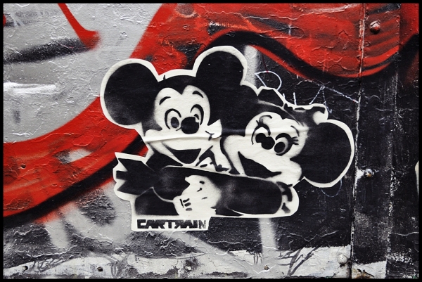Graffiti Back And Front Wdw News Today