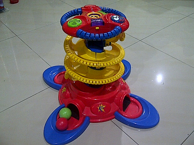 fisher price pull up ball blast