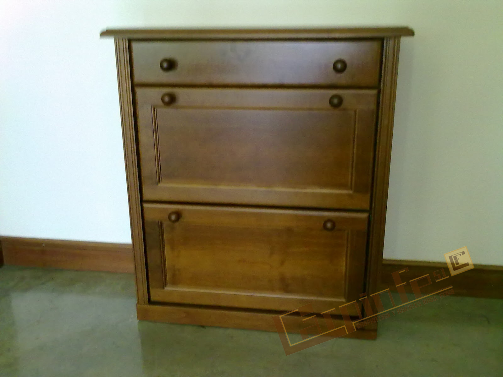 Carpinfe S.L. Mueble zapatero