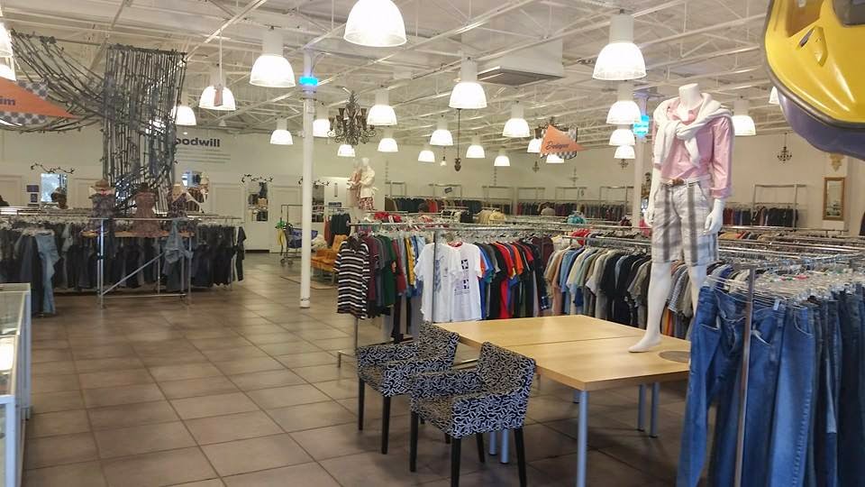 Thrift Shopping Goodwill Oakland Park Florida Two Stylish Kays
