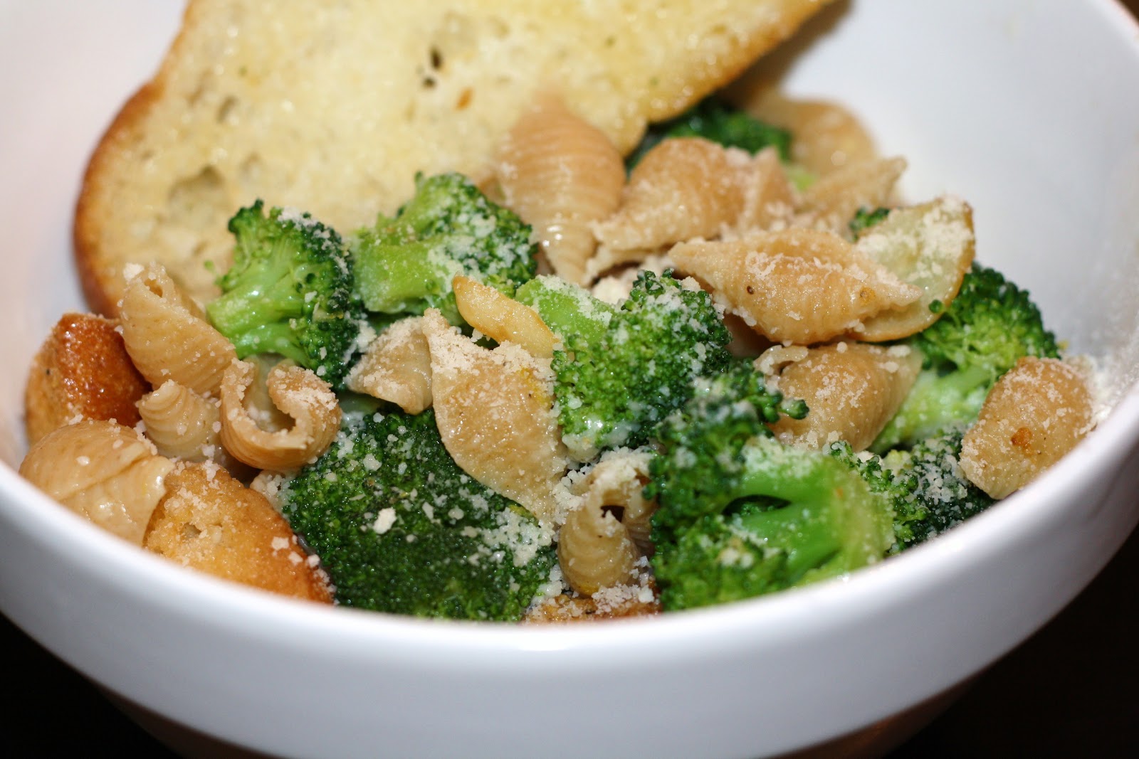what's for dinner? broccoli pasta with parmesan croutons... 30 minutes