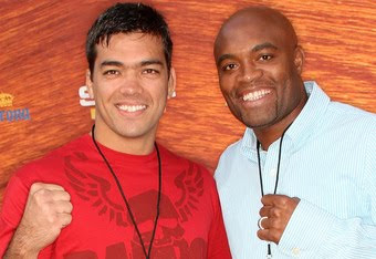 http://2.bp.blogspot.com/-IzuMQG84yr0/TWhdQjfp1UI/AAAAAAAAA68/IOkShQ-Zhcg/s400/anderson-silva-lyoto-machida.jpg