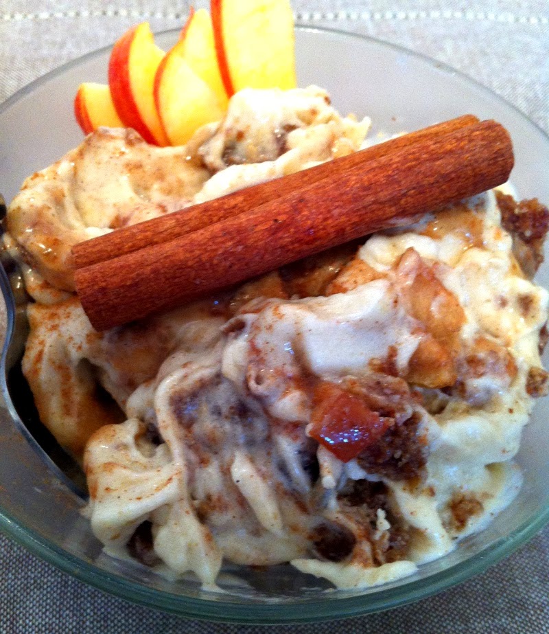 RAW, FIT & HAPPY APPLE CRUMBLE CINNAMON ICE CREAM
