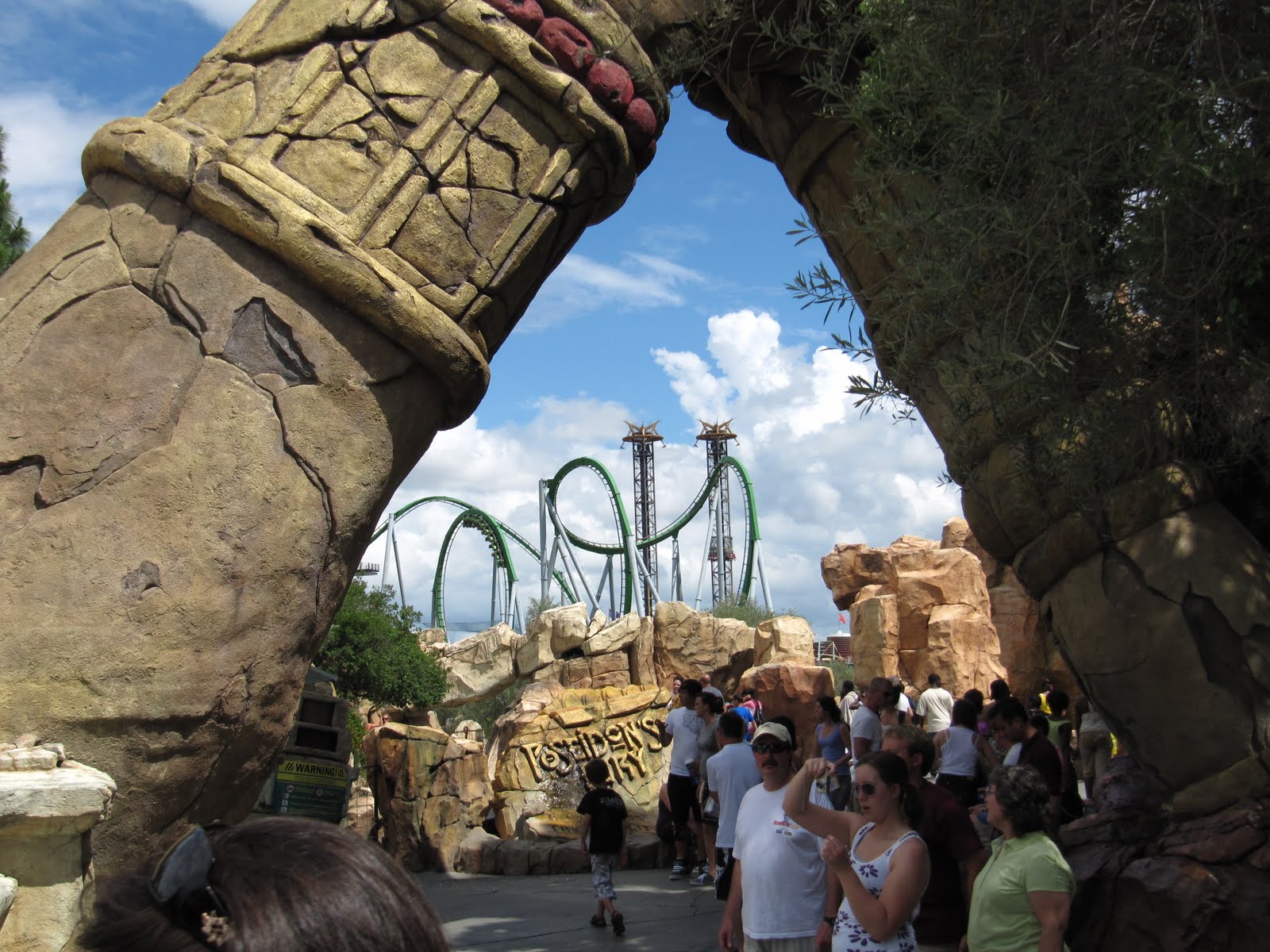 Thrill Rider! Front row seat Incredible Hulk rollercoaster at