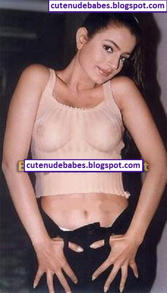 Amisha patel naked boobs images — pic 3