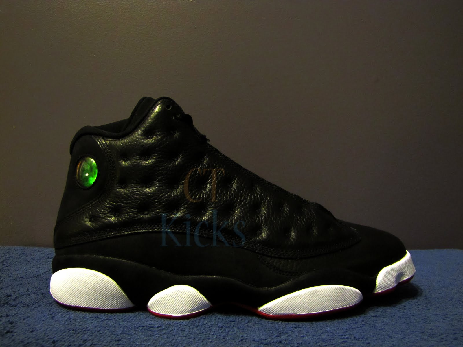 retro 13s new release