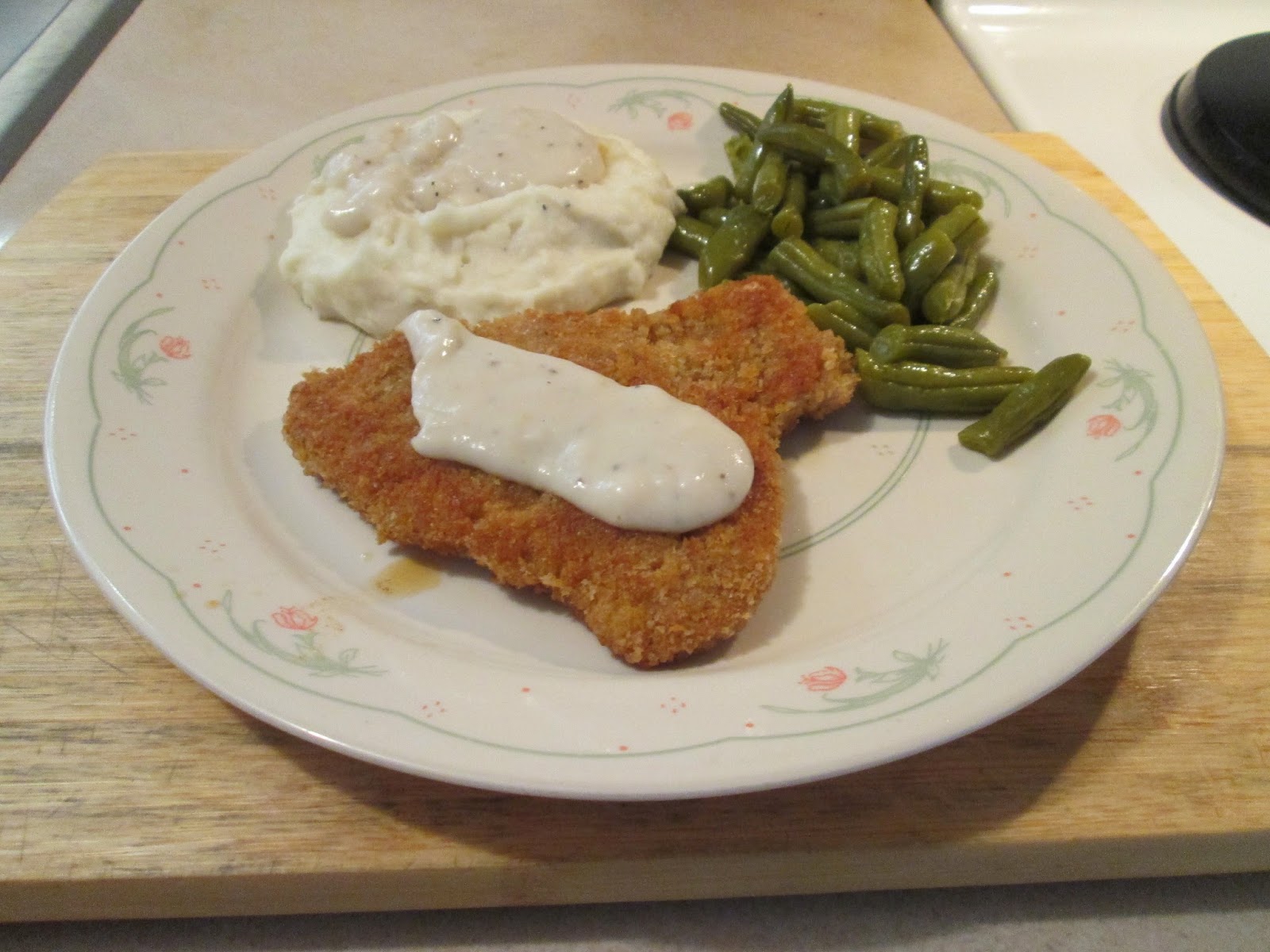 Diab2Cook Panko Crusted Cubed Pork Steak w/ Gravy, Mashed Potatoes and