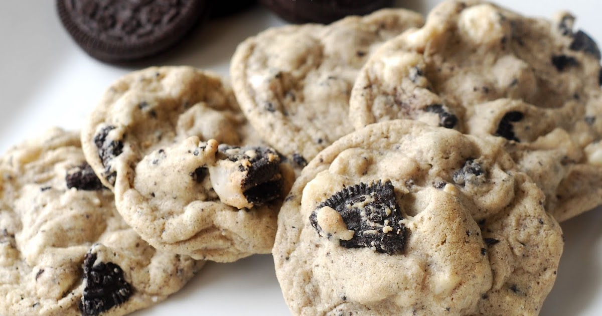 See Jane in the kitchen Cookies 'n Creme Cookies