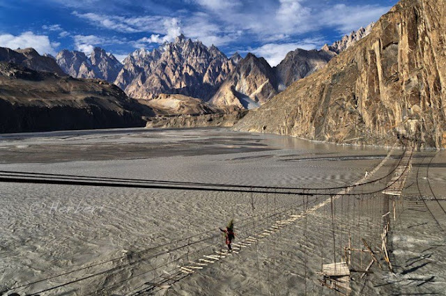 One of the most dangerous Bridges of the World