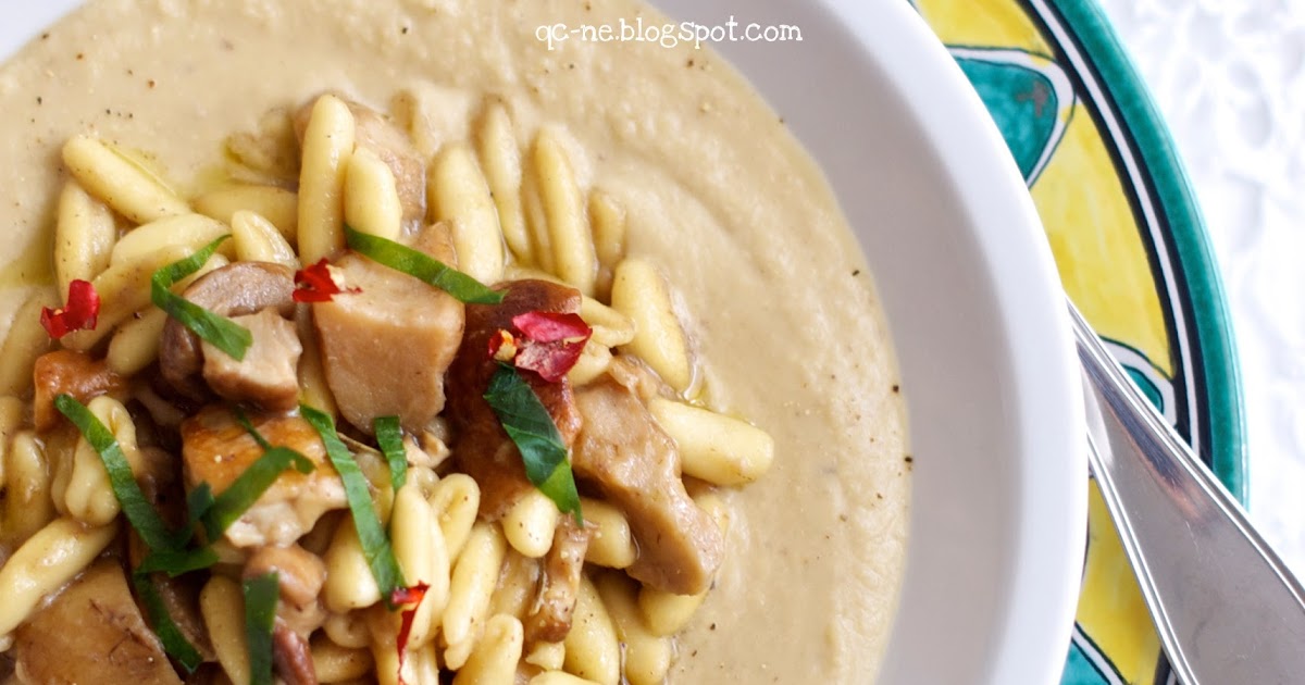 Q.C.ne Cavatelli con porcini su purea di cicerchie Cavatelli with porcini on mashed grass peas