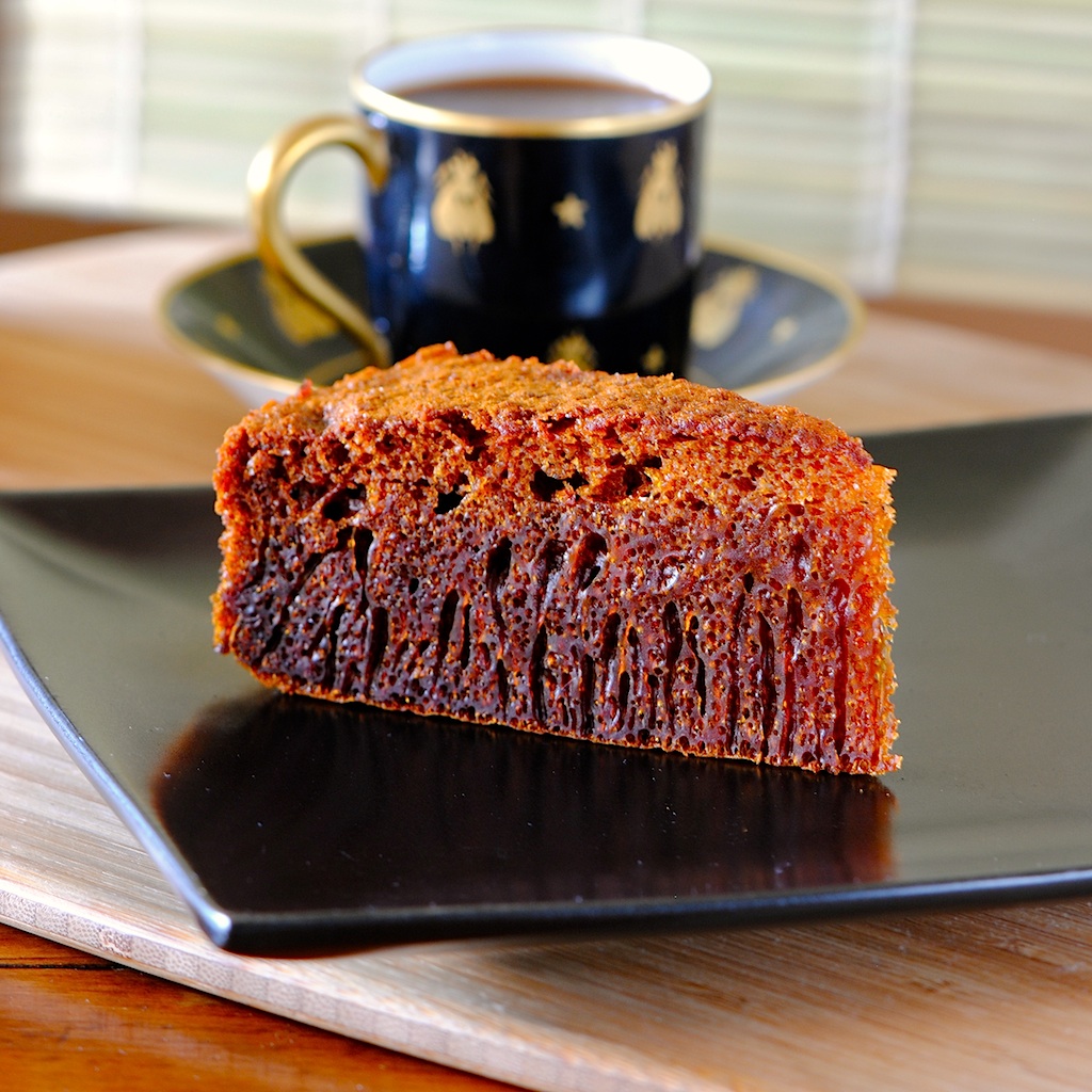 JULES FOOD... Malaysian cake...aka "Ant's Nest Cake"