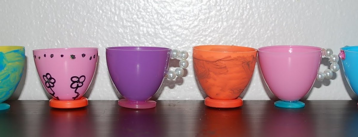 How To Decorate Plastic Cups With Paint Pens How To Decorate Plastic Cups With Paint Pens