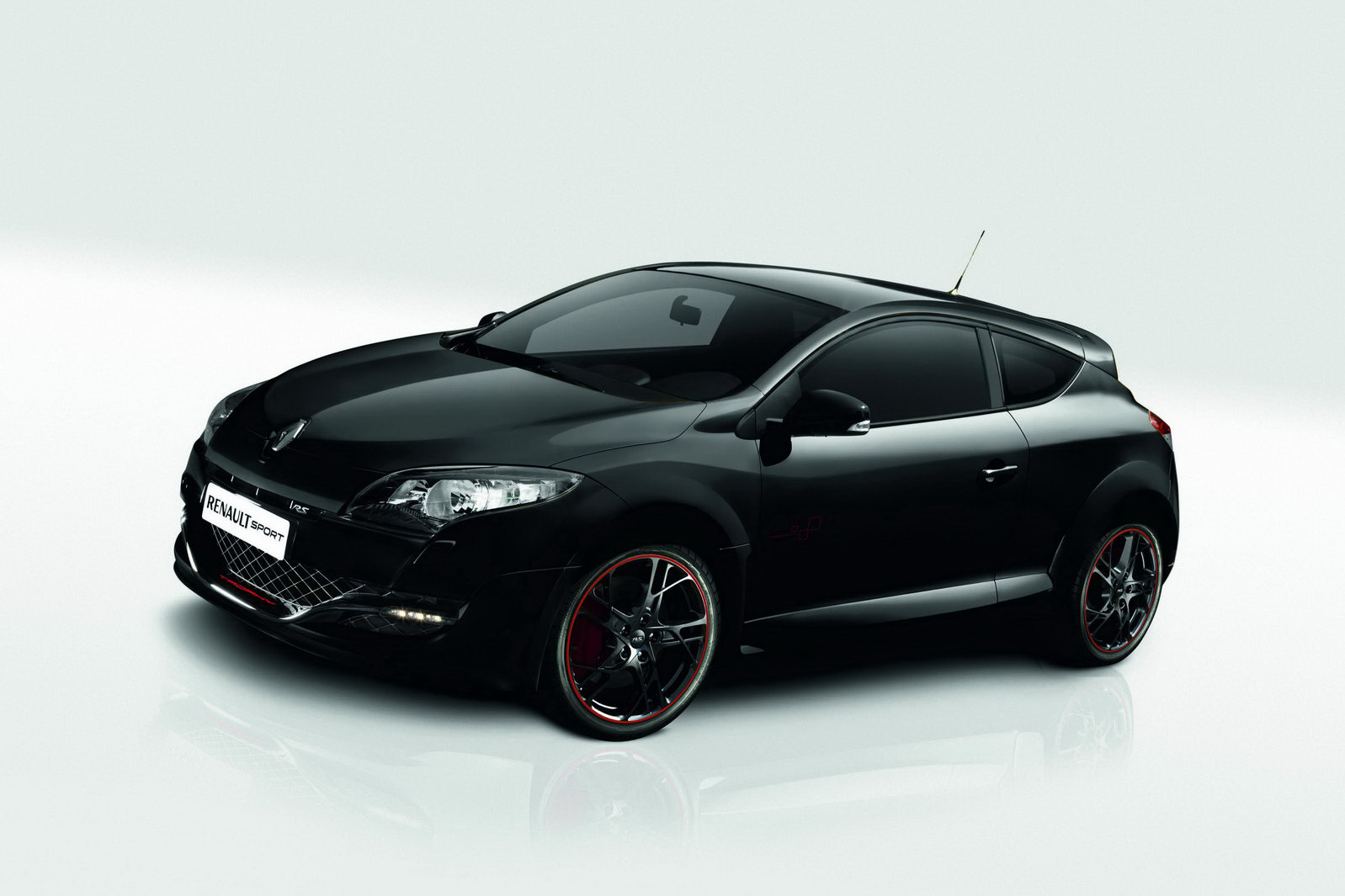 http://2.bp.blogspot.com/-J9tFHso2K_g/TfJretlJTGI/AAAAAAAAF0s/0kCYnm6QrKo/s1600/Renault-Megane-Trophy-26.JPG