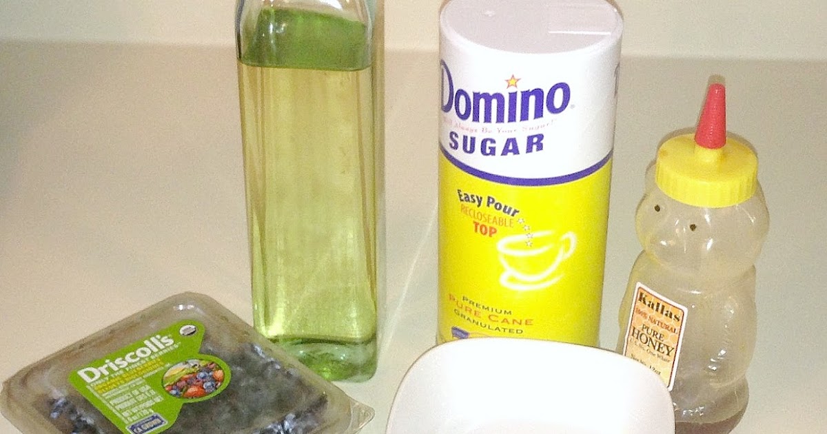 The Glam Goddess DIY Blueberry Face Mask