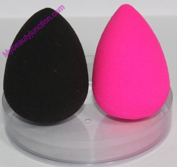 Original Pink vs Pro Black Beautyblender Makeup Sponge Comparison