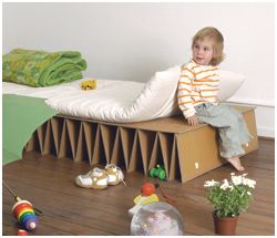 APUNTES - REVISTA DIGITAL DE ARQUITECTURA: Muebles de cartón, una