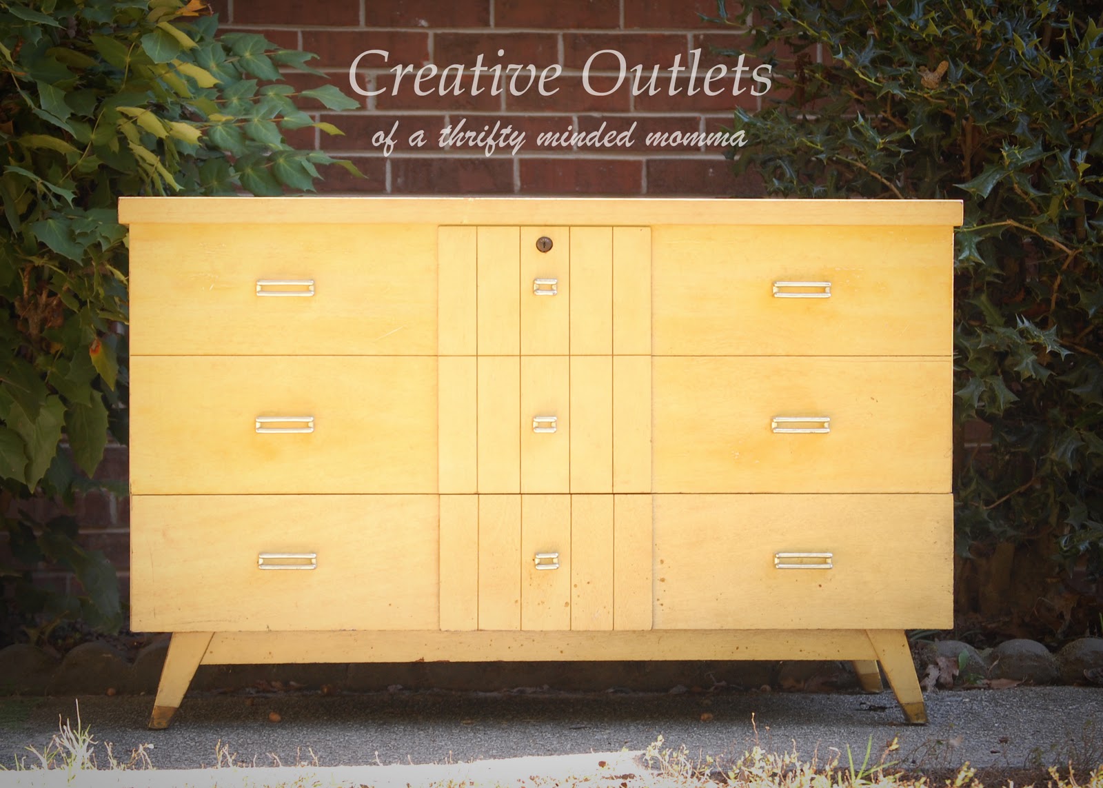 Creative Outlets of a Thrifty Minded Momma New Hope for an old Hope Chest