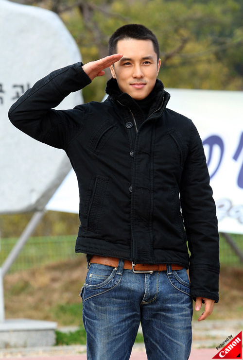 Top 8 Sexiest Korean Man Alive 2011-Top Things Around Us