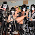 Gene Simmons, do KISS, elogia Rihanna e Lady Gaga, mas diz que Madonna não sabe cantar