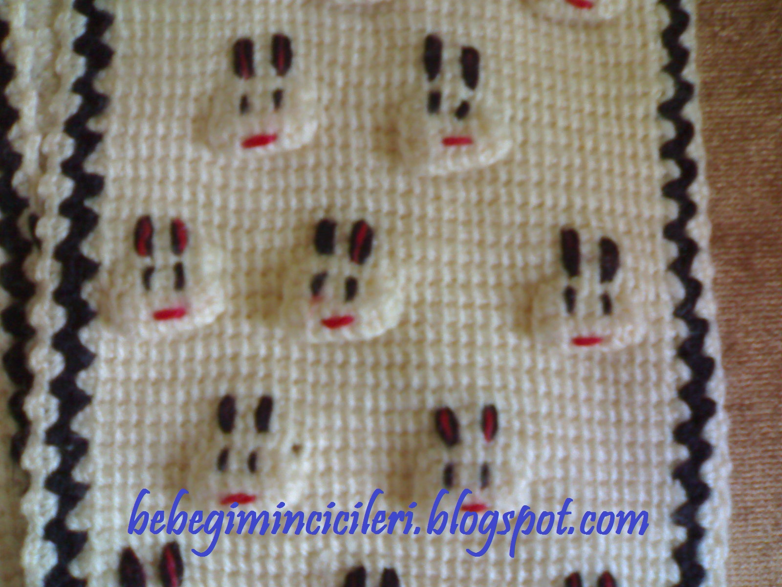 kizimin cicileri tunus isi tavsanli yelek