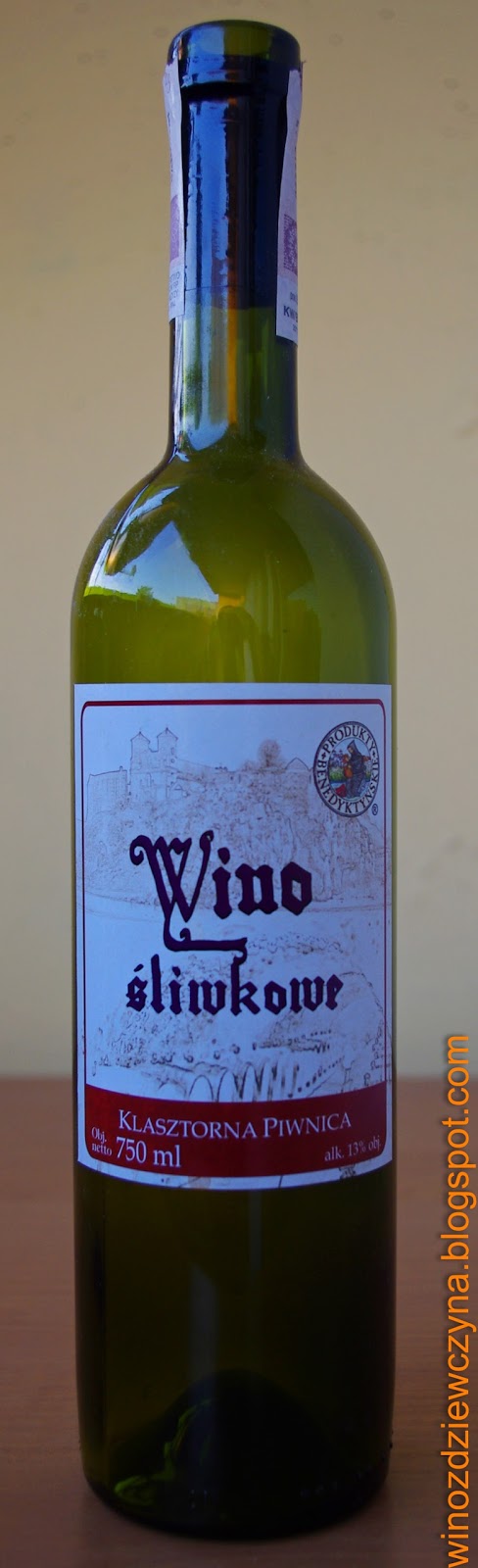 Benedyktyńskie WIno Śliwkowe Wino Klasztorna Piwnica
