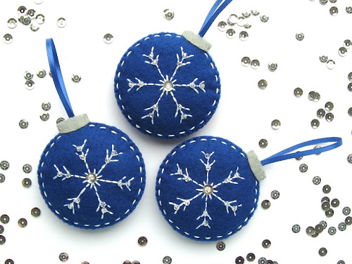 http://www.tescoliving.com/smart-living/how-to/2014/november/how-to-make-embroidered-felt-snowflake-baubles