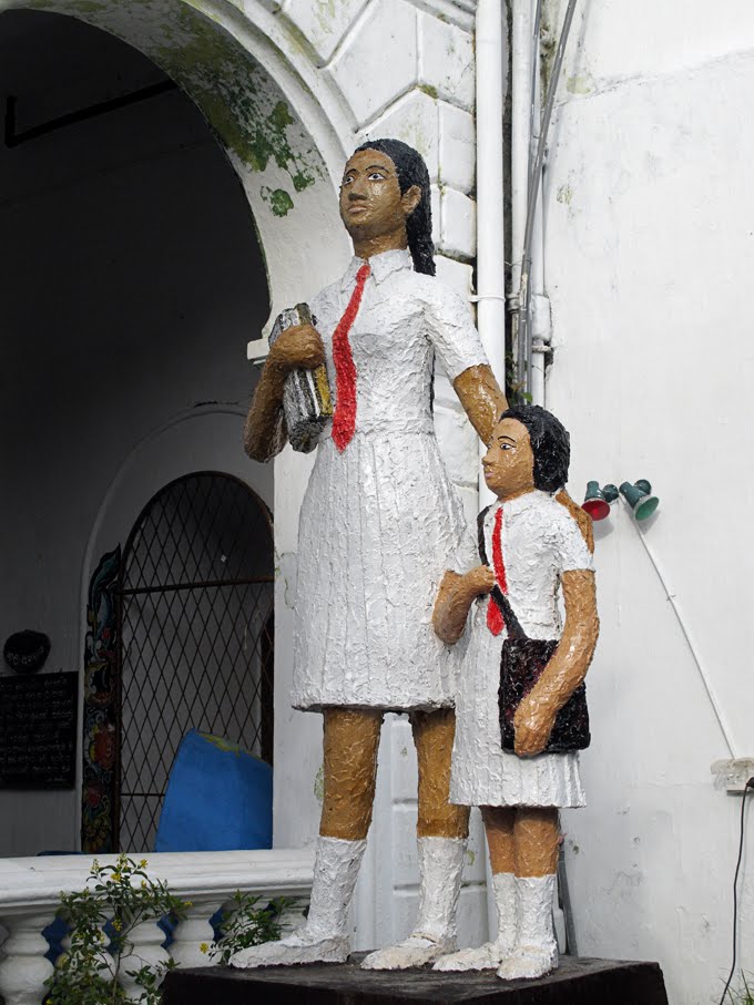 Sri Lanka - five more photographs
