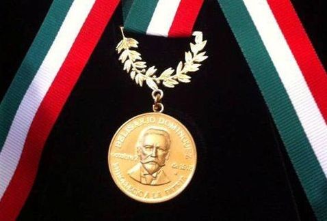 Confieren la medalla Belisario Domínguez 2020 al personal Nacional de Salud.