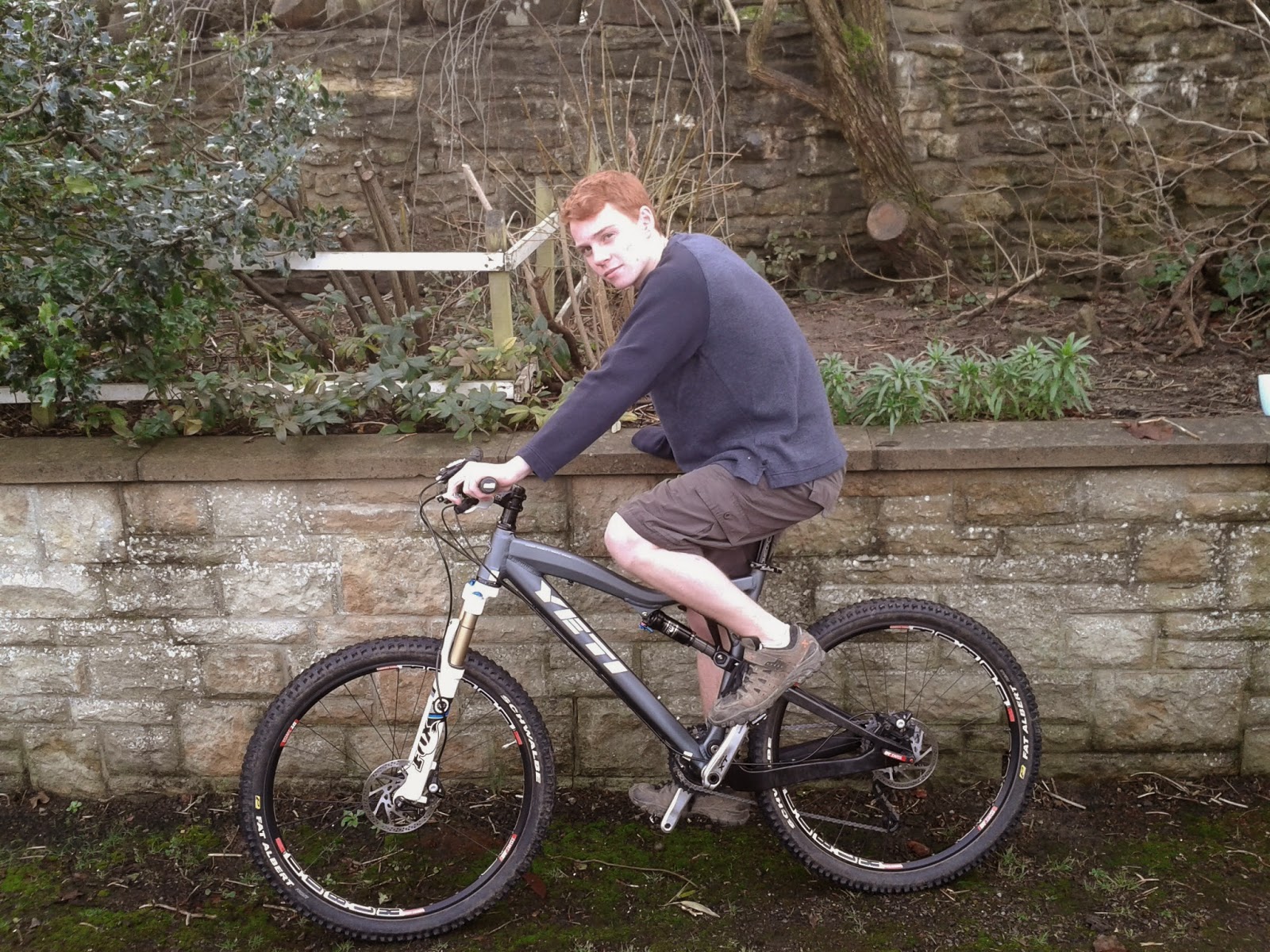 land rover santiago bike