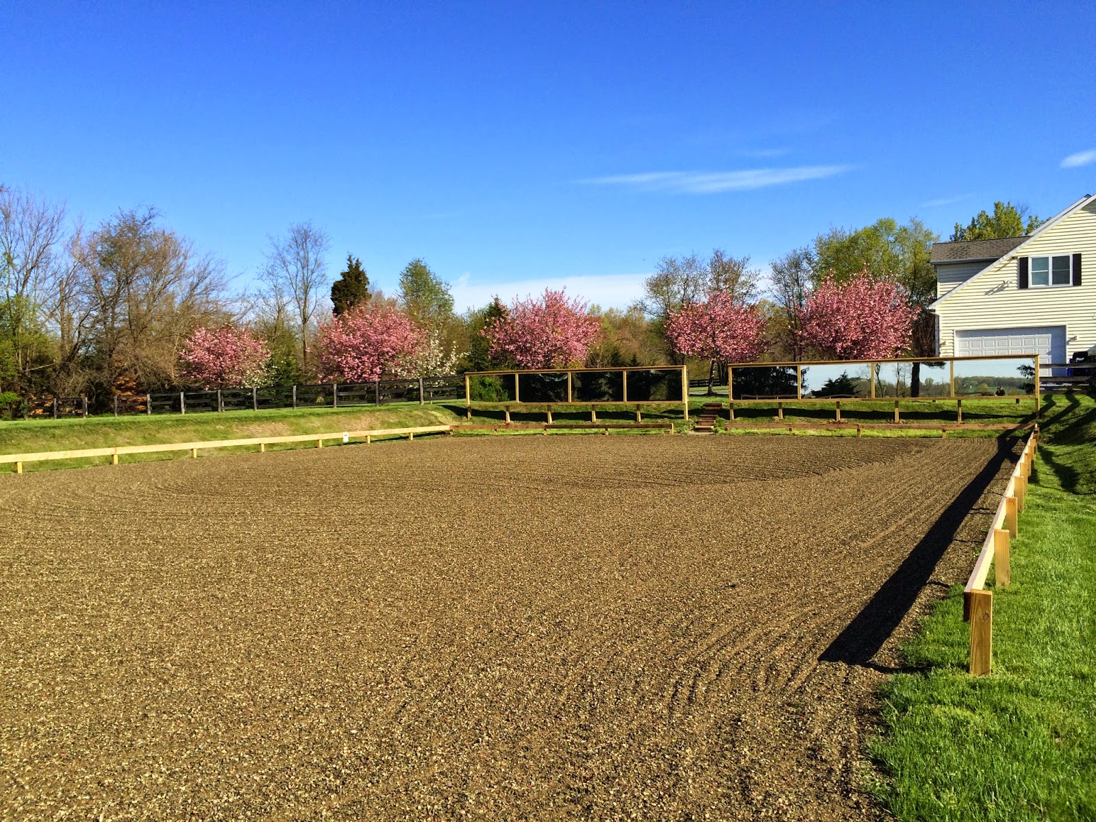 Building & Managing the Small Horse Farm Mirrors for an Outdoor Riding
