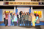 Wisuda peserta Inkubator Bisnis UMKM Angkatan I, 24 November 2012