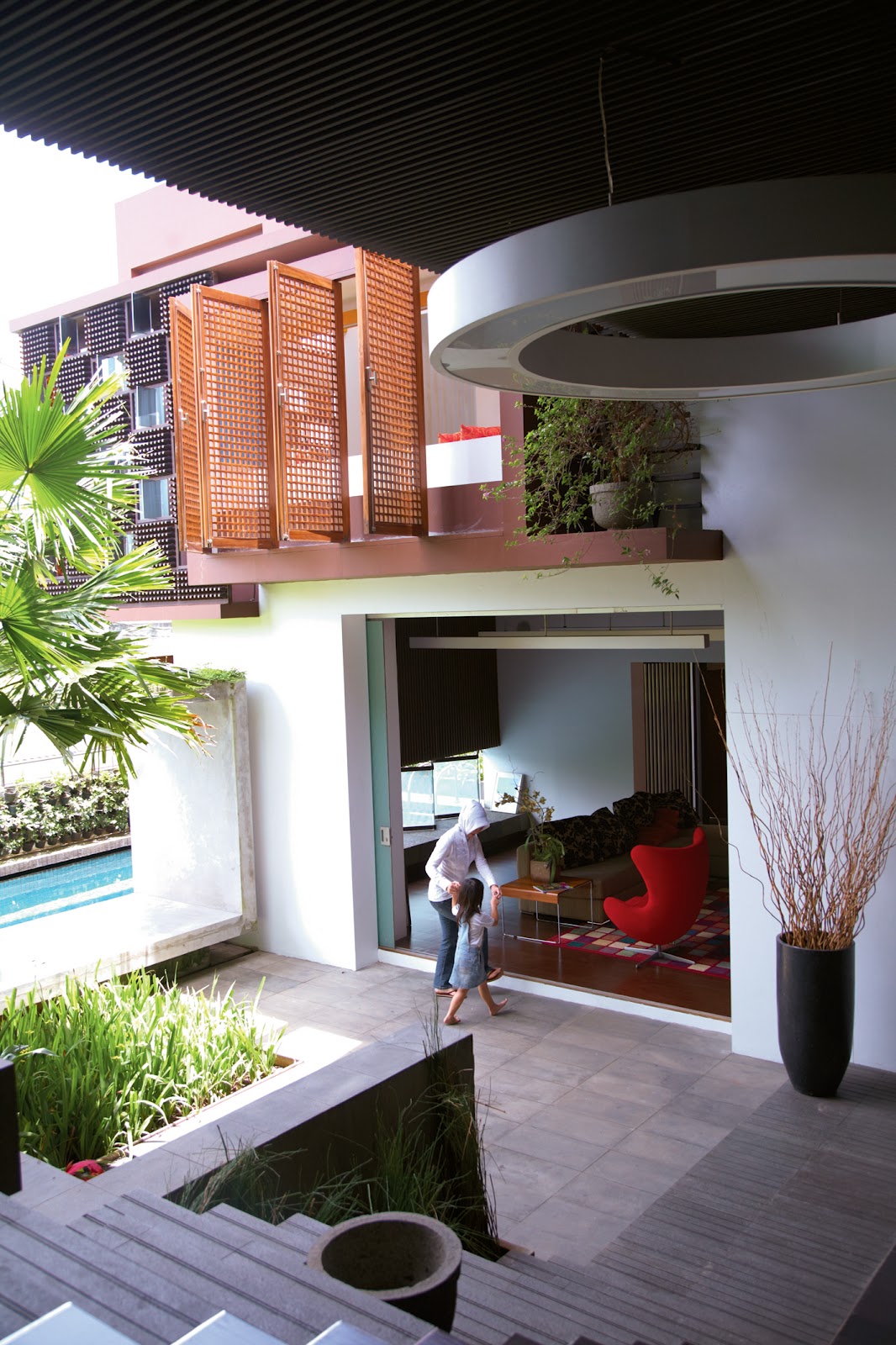 style & decorating May 2012