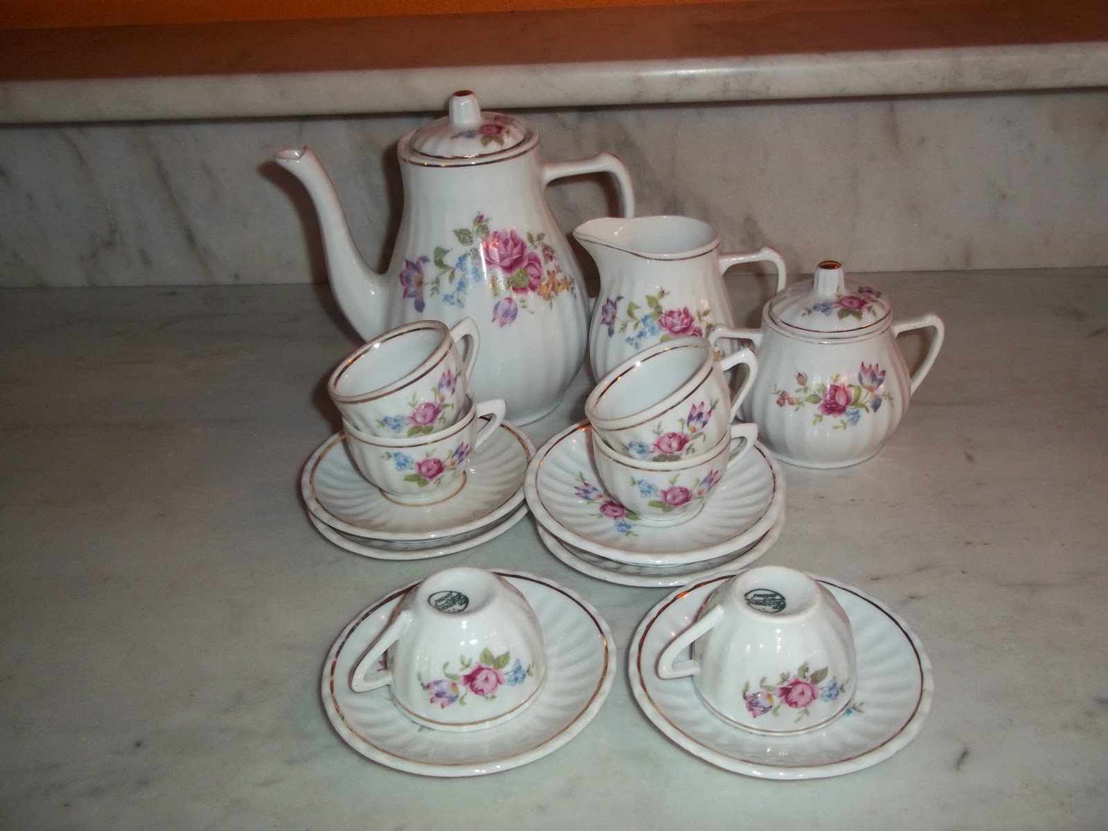 Conjunto De Chá E Café Porcelana Pozzani Antigo
