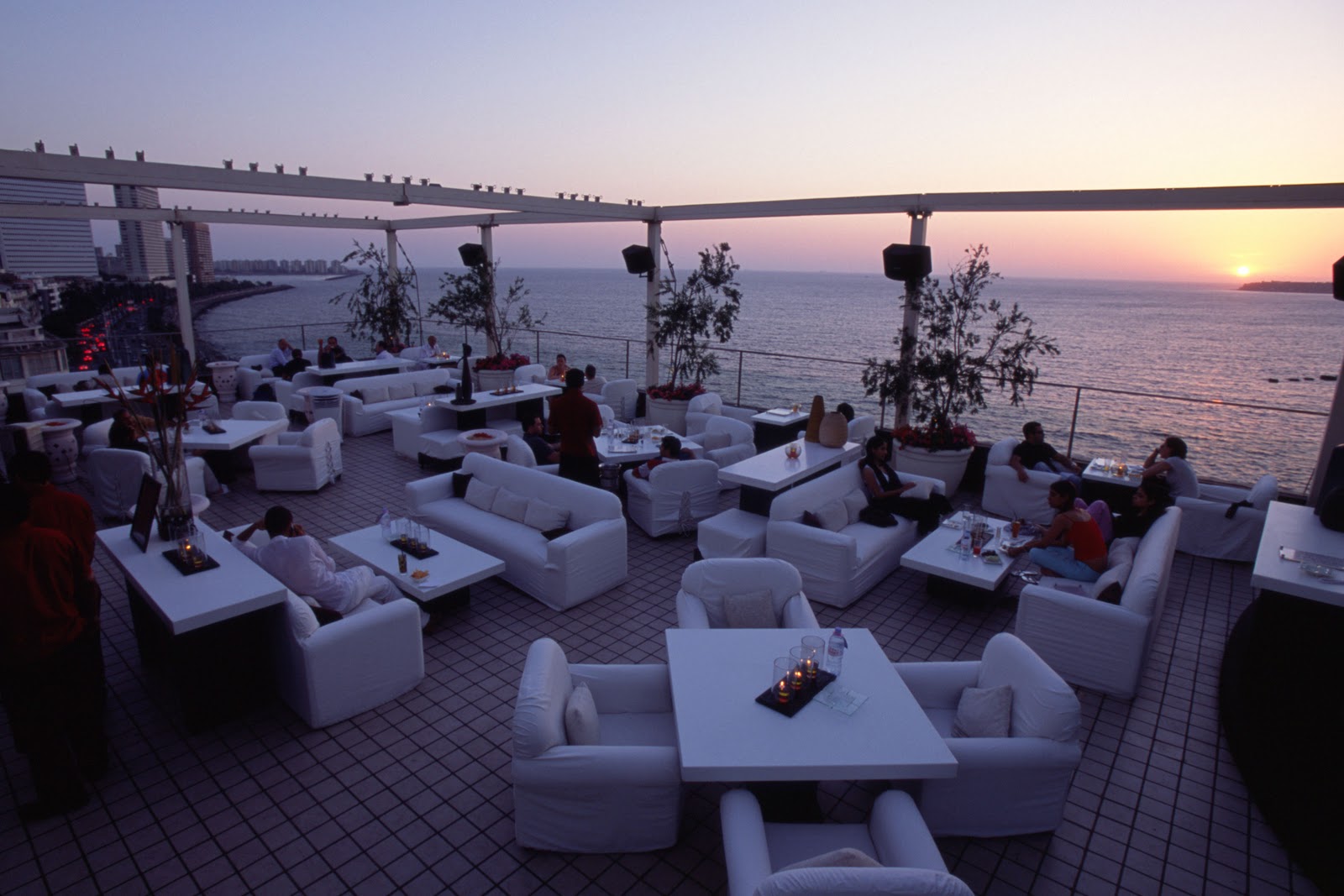 About Burrp! 5 best Bars in Mumbai (Bombay)