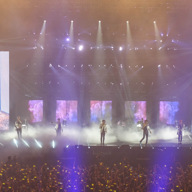 Haru Haru stage, BIGBANG MADE in Manila | heyladyspring.com
