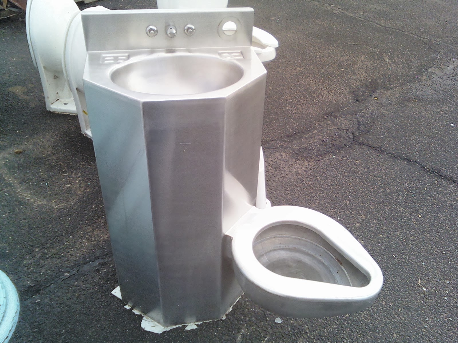 Frugal Freedom The Toilet Sink A Must Have For Modern Home When I Got Back To My Computer Looked Up Toilet Sink And Found An Image That Just Like It Guess Haven T Been Watching Those Cop Shows