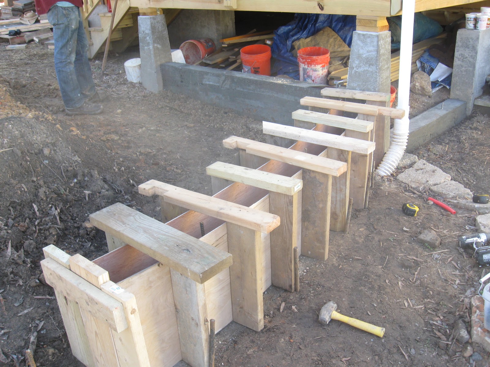 COB & ON Retaining Walls, Tidbits, Roof