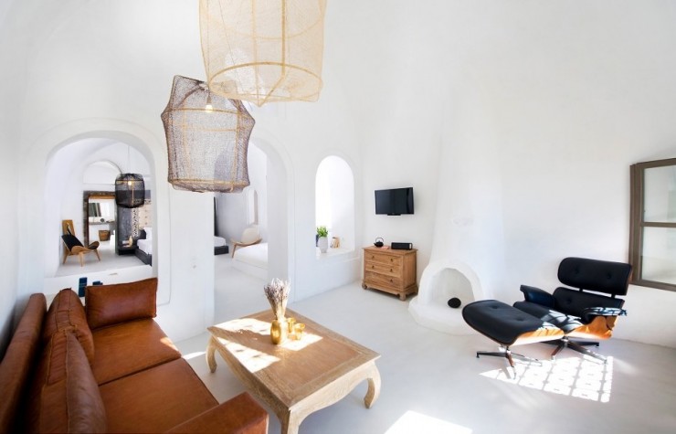 Sophia Suites – Elegant Retreat in Santorini, Hellas (Greece) Sophia Suites – Elegant Retreat in Santorini, Hellas (Greece)