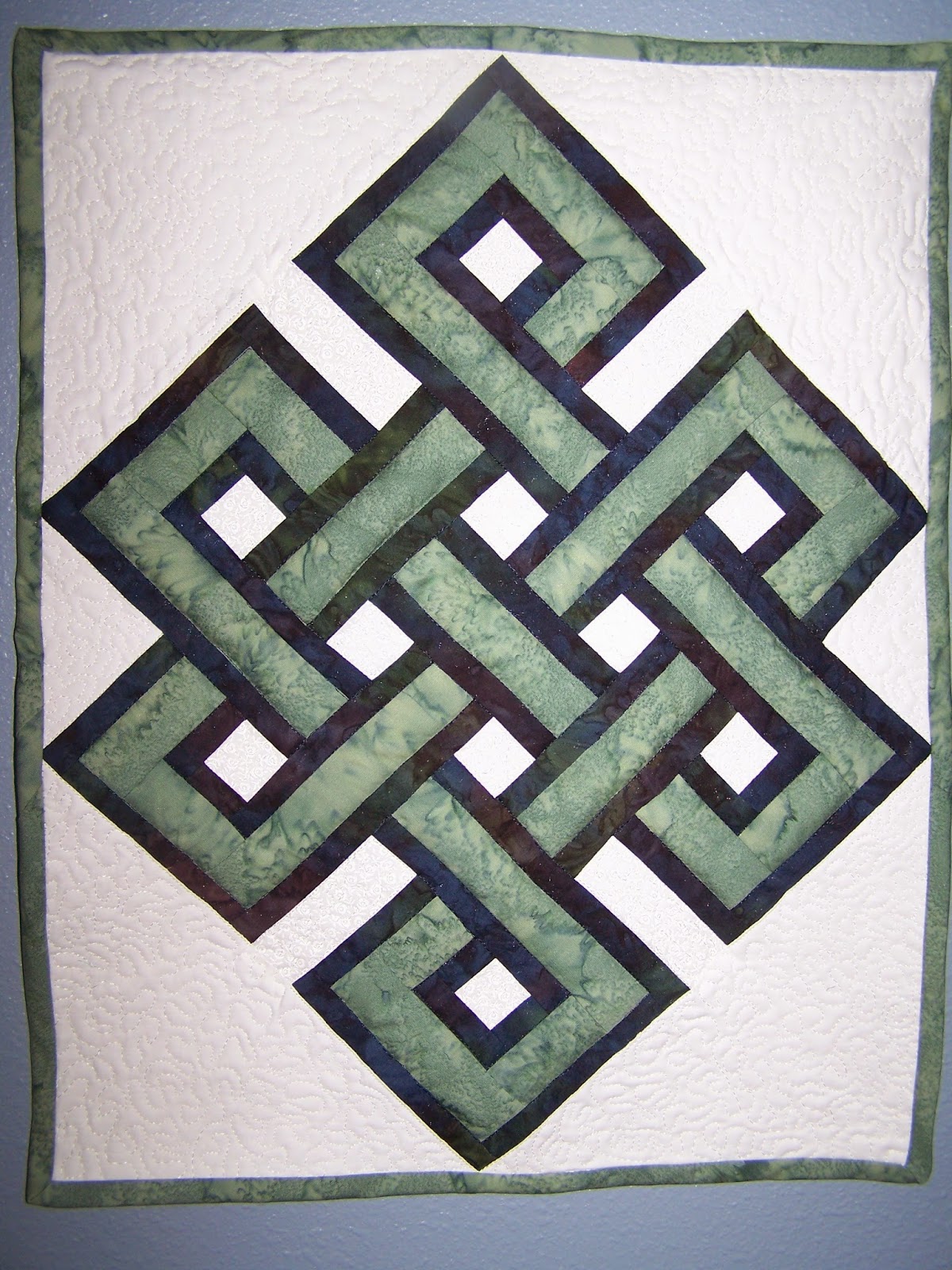 Hand Made Karma Gordian Knot Quilt The Challenge