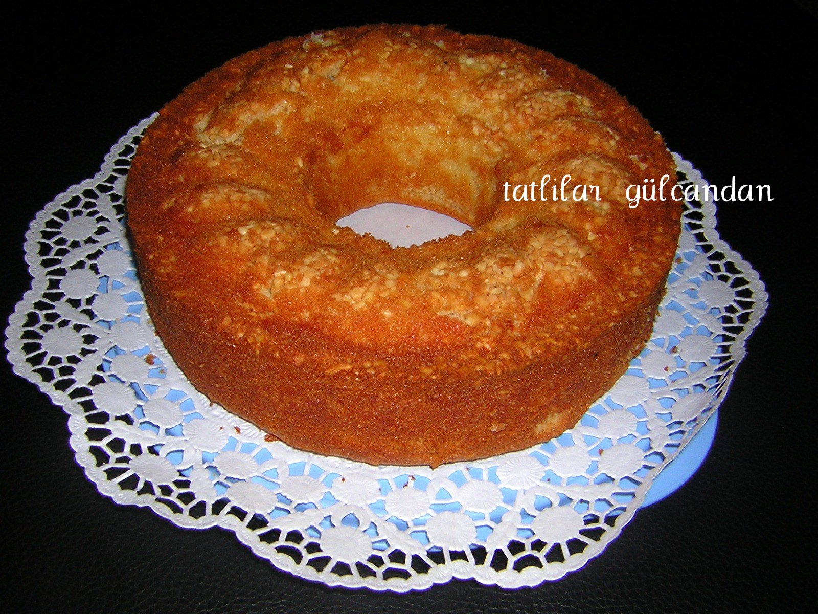 TATLILAR GÜLCANDAN bademli kek tarifi