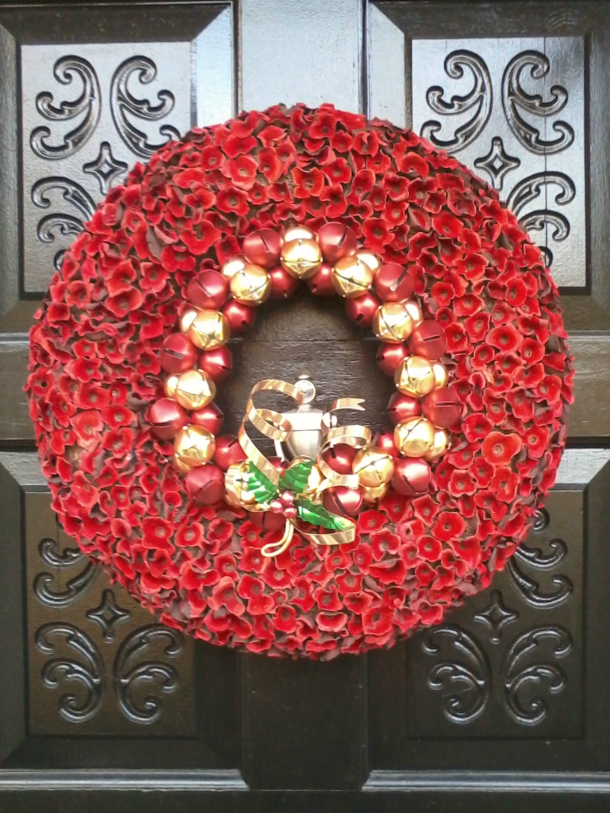 HOME | FOOD | GARDEN: Wreath Magic