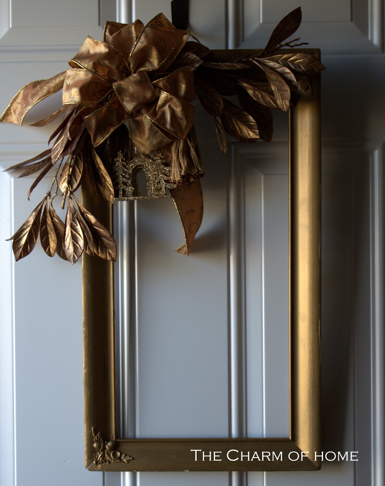 The Charm of Home Picture Frame Wreath