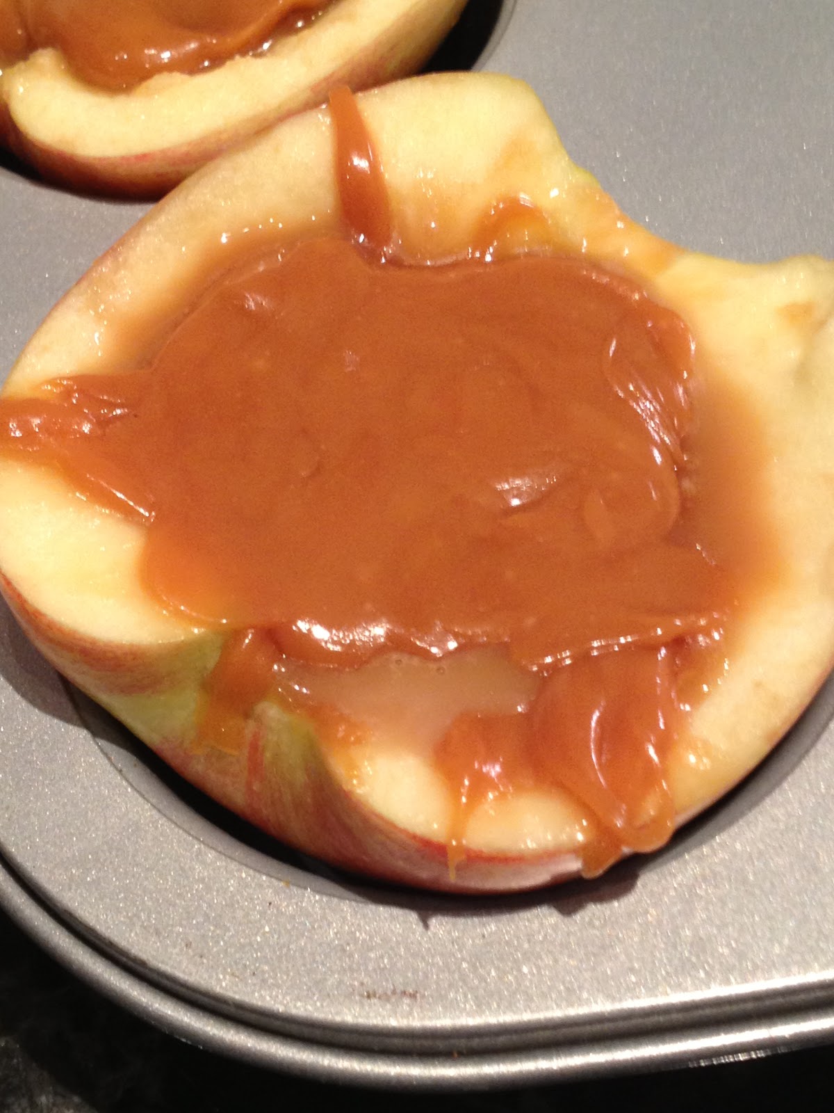 DIY Fanatics Caramel Filled Apples